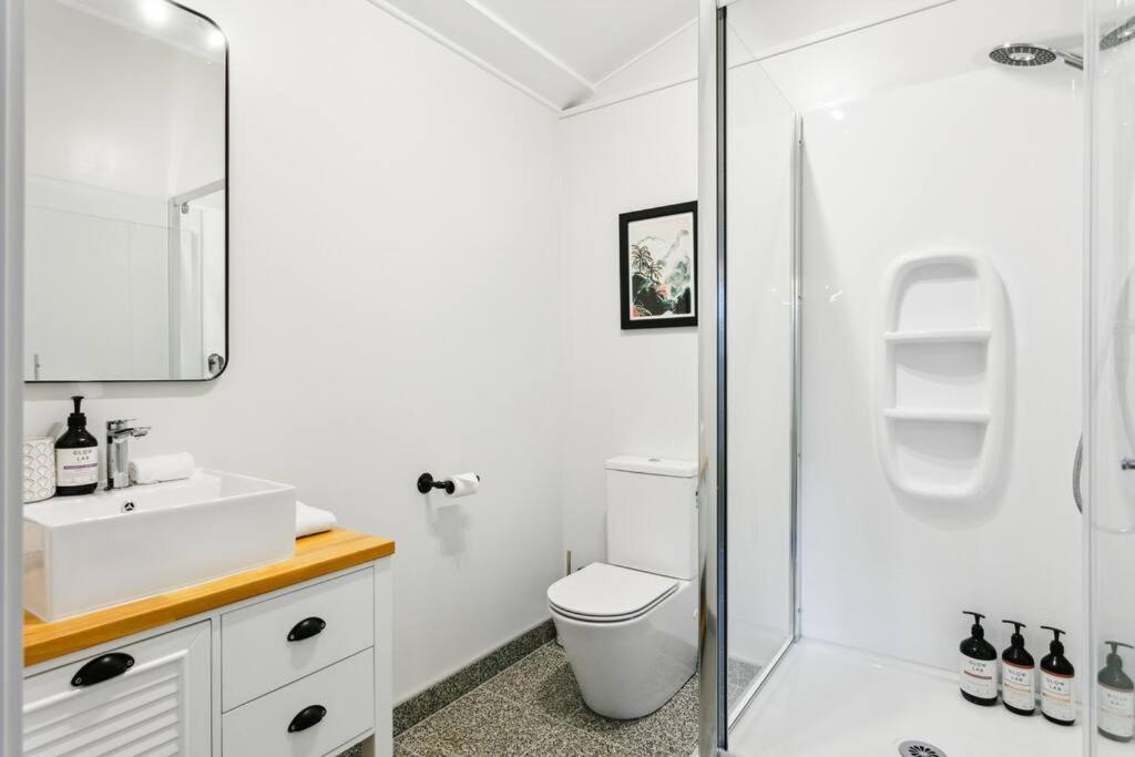 950M To Cbd - Instant Book Tidy Unit Lejlighed Gisborne Eksteriør billede